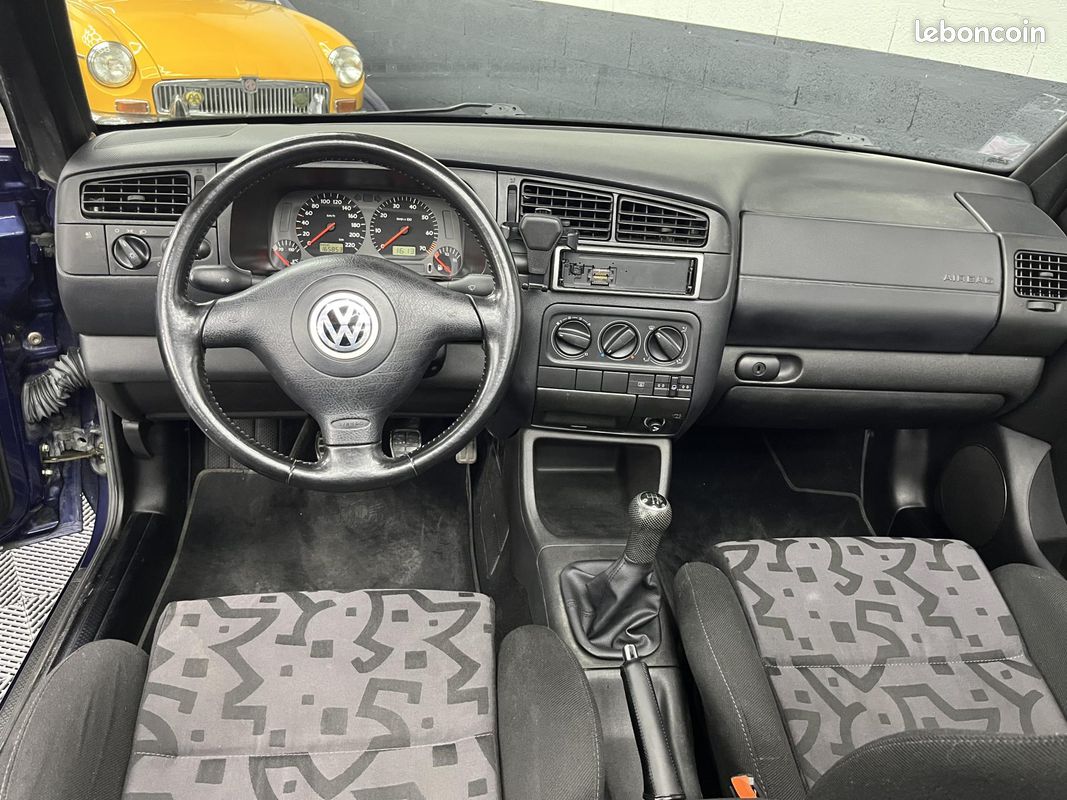 VOLKSWAGEN GOLF Cabriolet 1.6i IV 4 CABRIOLET 110 ch historique complet + peinture neuve garantie 12 mois (image 16)