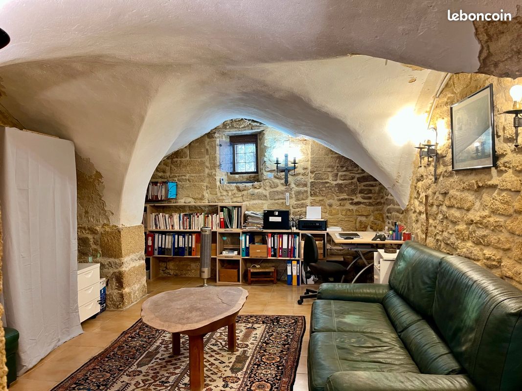 Maison 4 pièces 101 m² · à Remoulins · 101 m² · 150 000 €