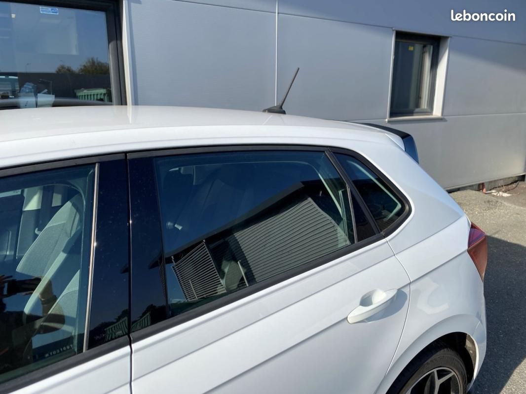 Volkswagen Polo 1.0 TSI 95 S&S BVM5 R-Line (image 25)