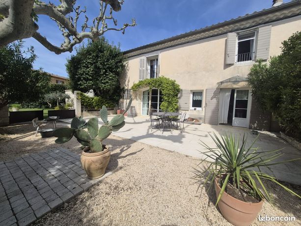 Mas 7 pièces 159 m²