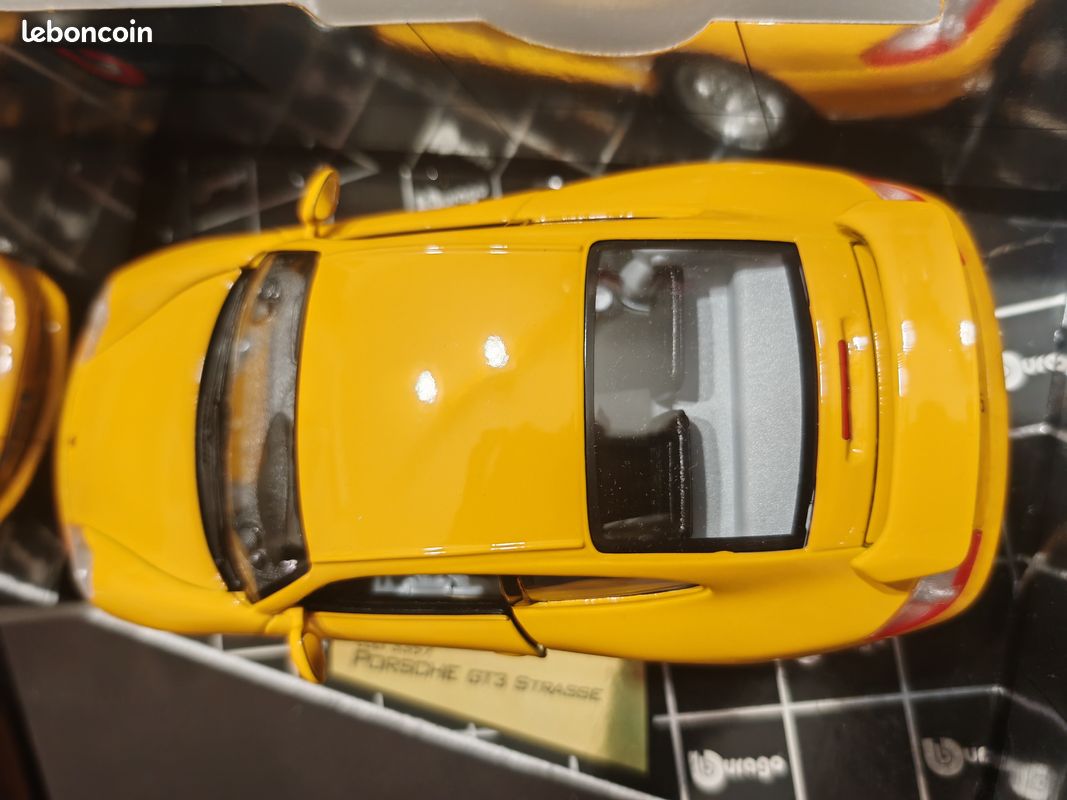 Porsche 911 996 GT3 Strasse - Burago - 1/18 - En boite (image 11)