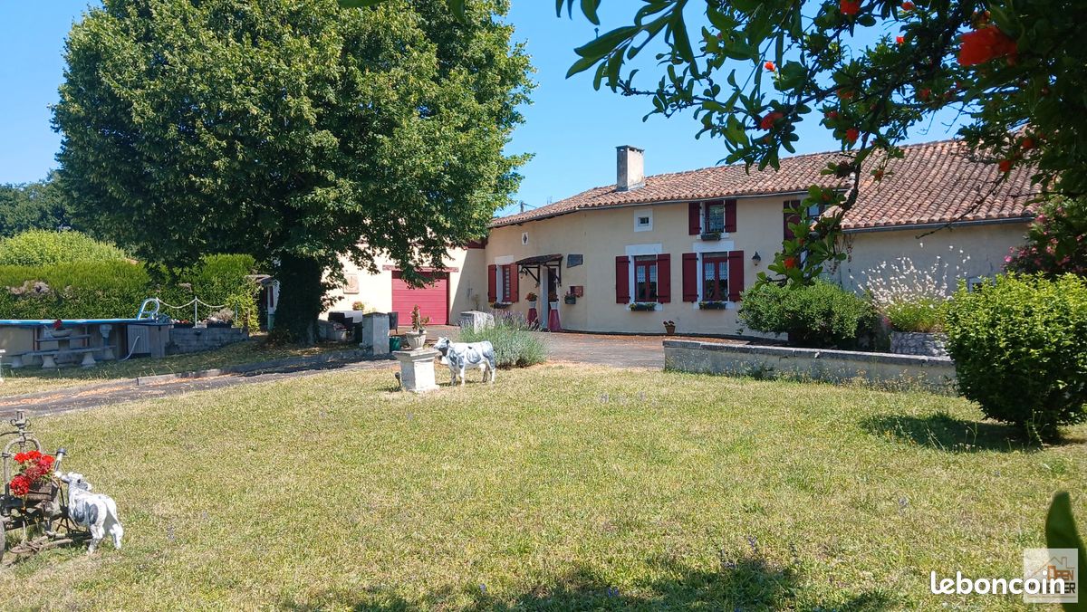 Maison 7 pièces 185 m² · à Montmoreau · 185 m² · 187 250 €