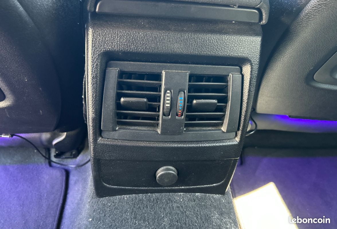 BMW SERIE 1 2.0 120 I 185CH ULTIMATE M-SPORT BVA8-CARPLAY+STYLE 135I+LIGNE A CLAPEt (image 14)