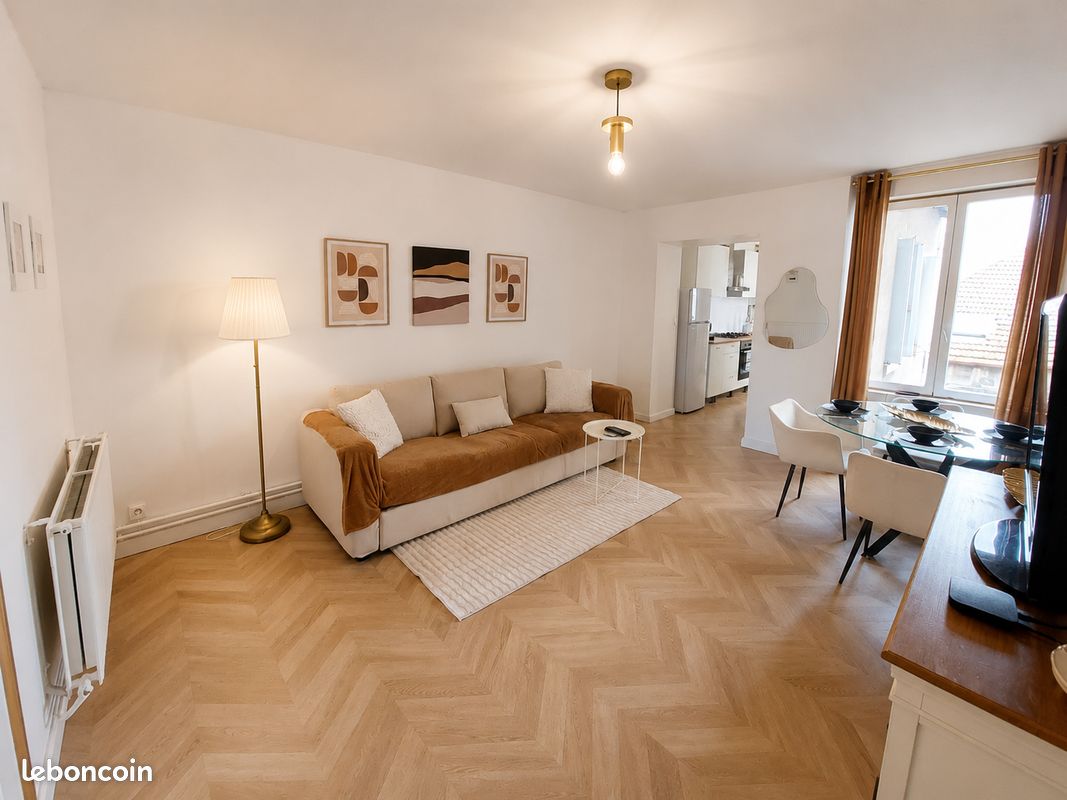 Appartement 3 pièces 58 m² · à Reims · 58 m² · 985 €