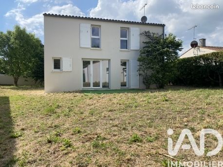 Maison 5 pièces 105 m² · à Saint-Vivien · 105 m² · 311 500 €