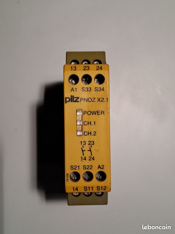 Pilz PNOZ X2.1 Relais d'arrêt d'urgence et de sécurité (image 1)