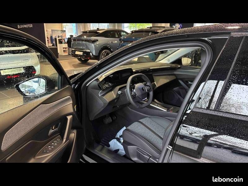 PEUGEOT 308 Hybrid 145 e-DCS6 Allure (image 27)