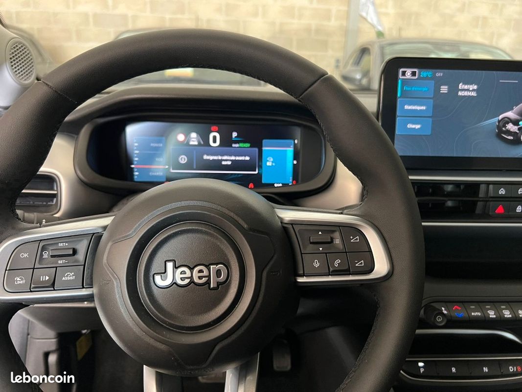 Jeep Avenger 156cv 54KWh ELECTRIQUE ALTITUDE / CAMERA DE RECUL RADARS AR / FULL LED / CARPLAY (image 28)