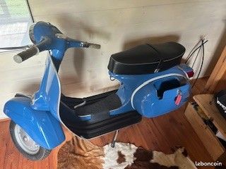 Vespa sprint veloce 150 (image 2)