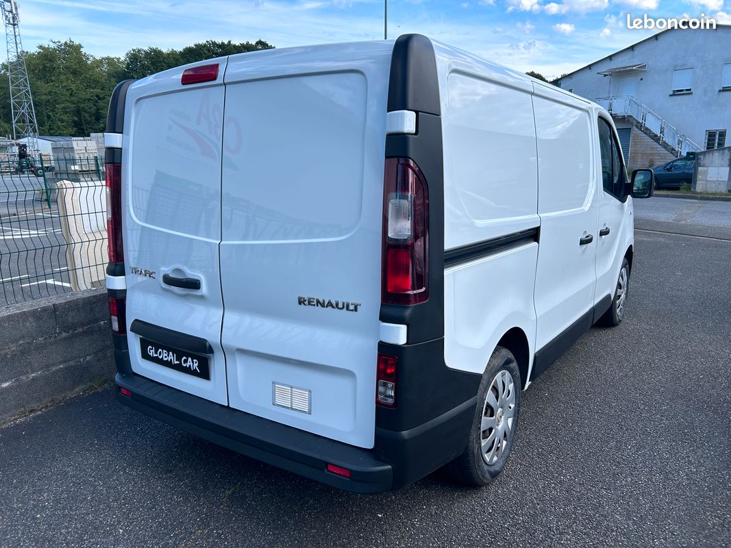 Renault Trafic 1.6 DCI 125ch L1H1 Grand Confort - 1ERE MAIN -13 325 HT (image 6)