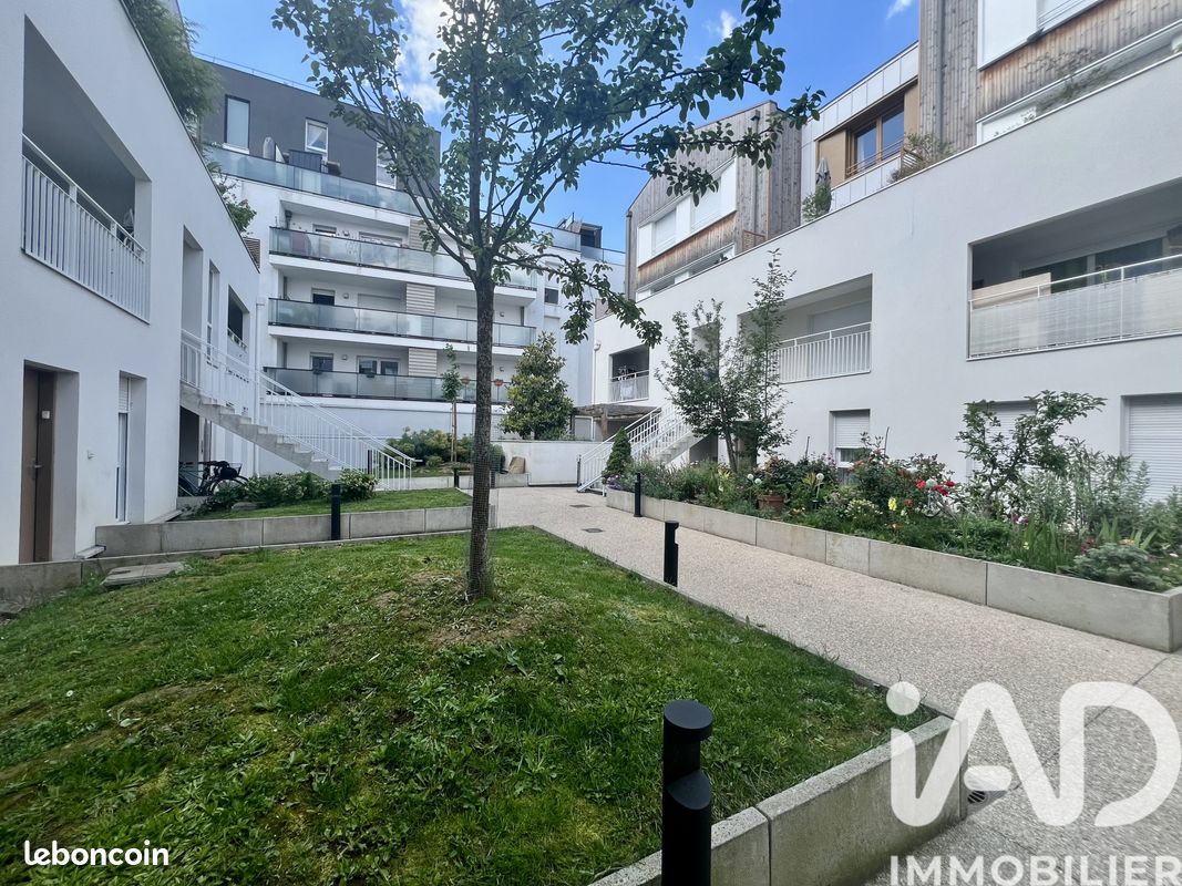 Appartement 3 pièces 65 m² · à Romainville · 65 m² · 369 000 €
