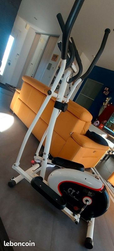 Vélo elliptique (image 1)