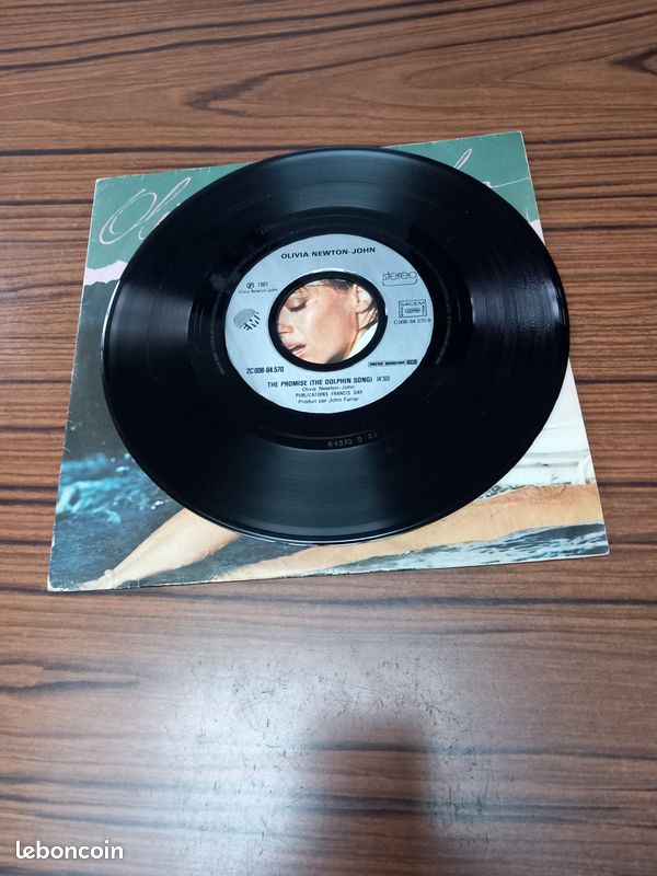 1 disque 45t olivia Newton-John physical 1981 (image 4)