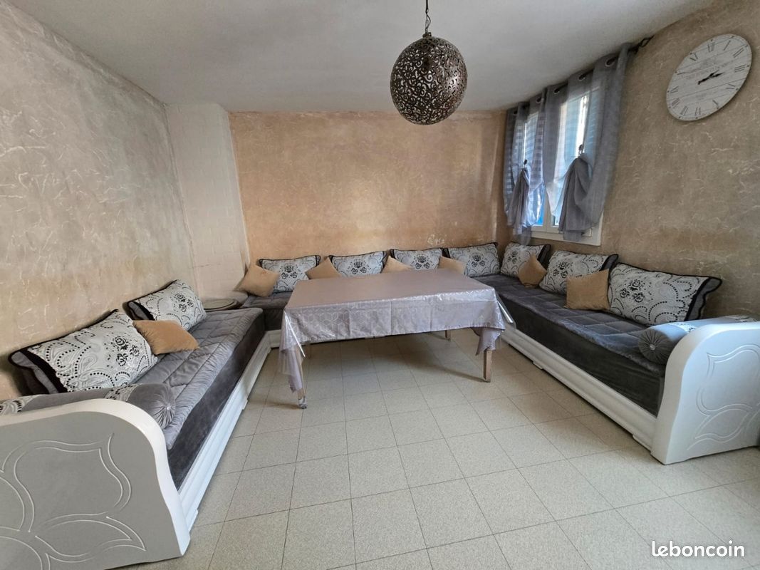Appartement 4 pièces 72 m² · à Sorgues · 72 m² · 79 000 €