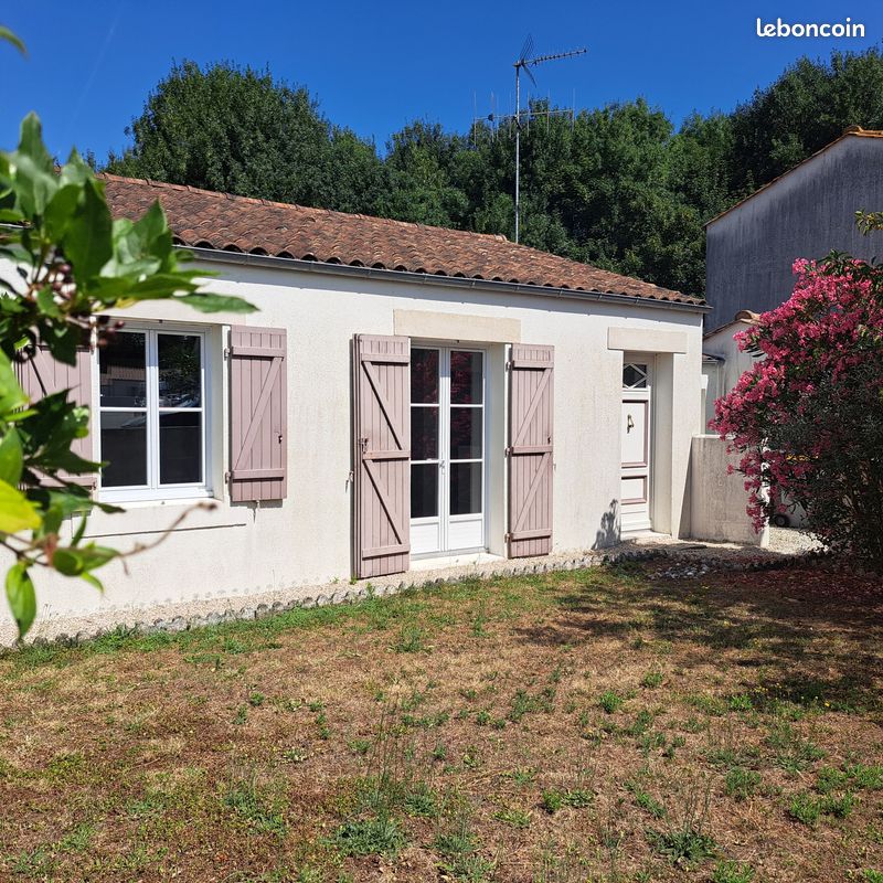 Maison 4 pièces 80 m² · à Surgères · 80 m² · 230 000 €