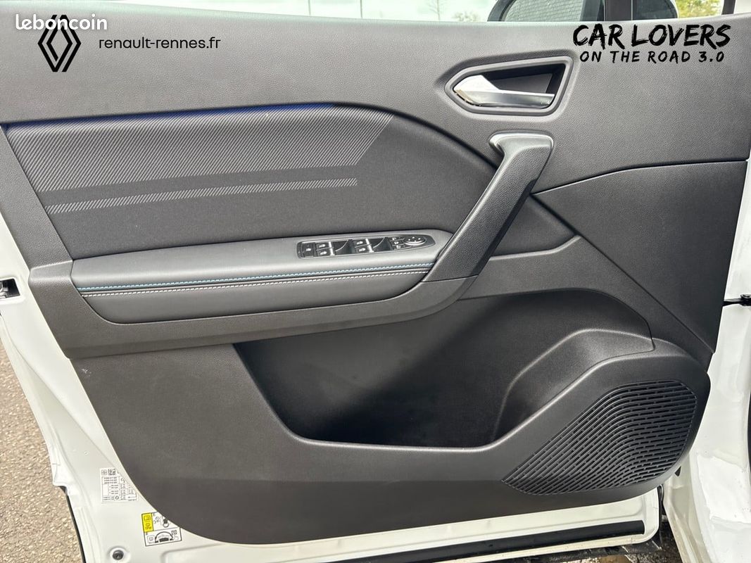 RENAULT Captur E-Tech full hybrid 145 ch esprit Alpine (image 13)