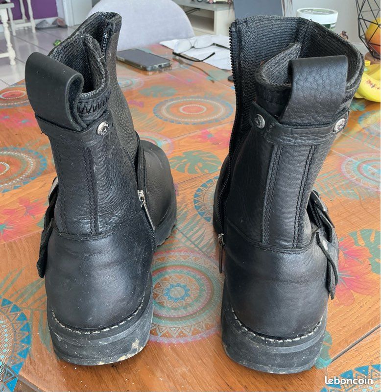 Bottes Harley-Davidson Pour Femme Taille 37 - Cuir Noir, Style Biker, Occasion En Super état Comme Neuves
