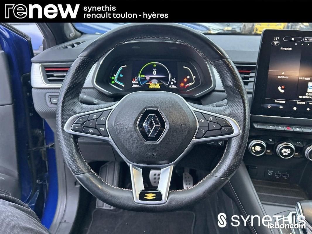 Renault Captur E-Tech 145 - 21B R.S. Line (image 13)