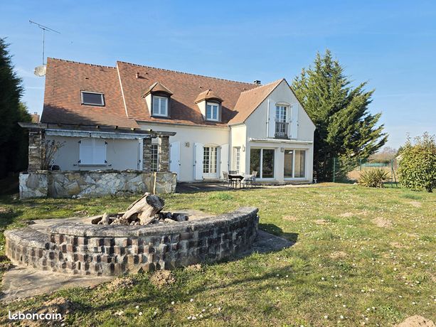Pavillon 9 pièces 198 m²