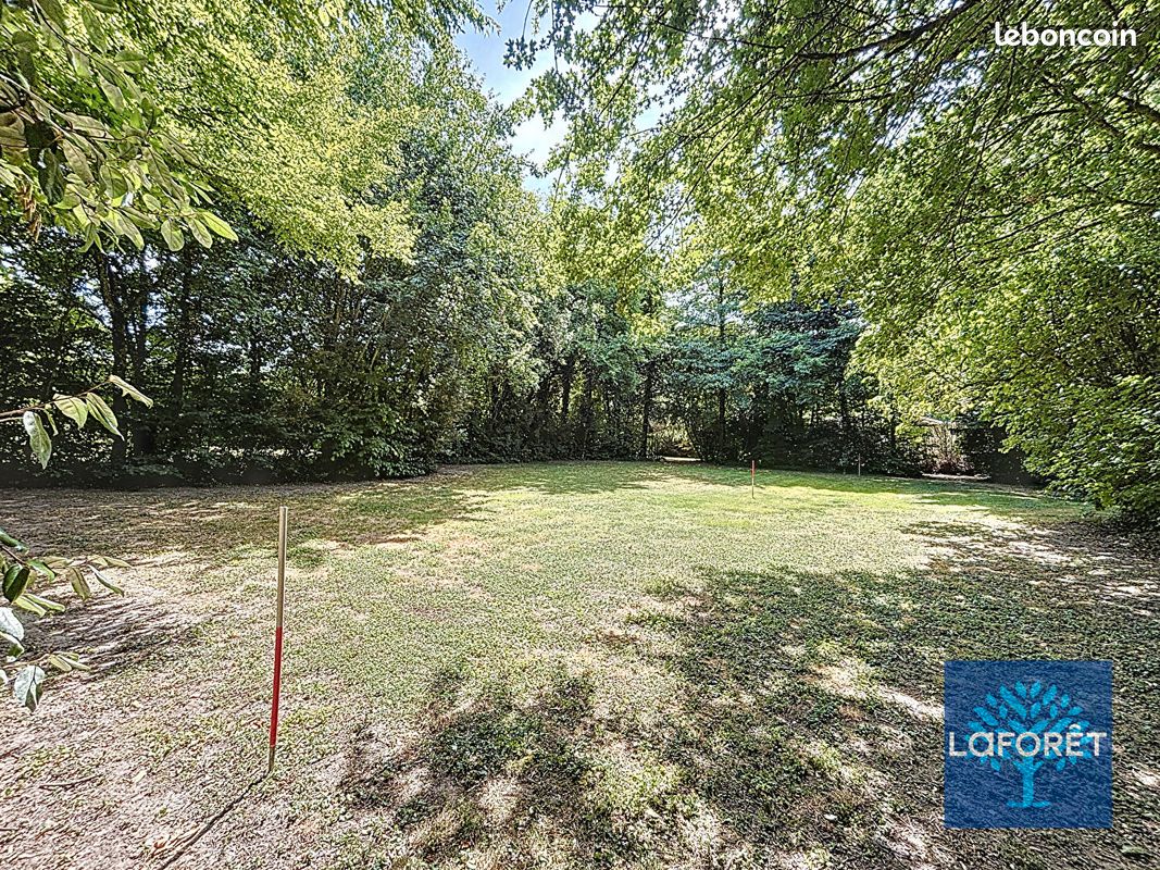 Terrain 1788 m² · à L'Oie · 1 788 m² · 82 000 €