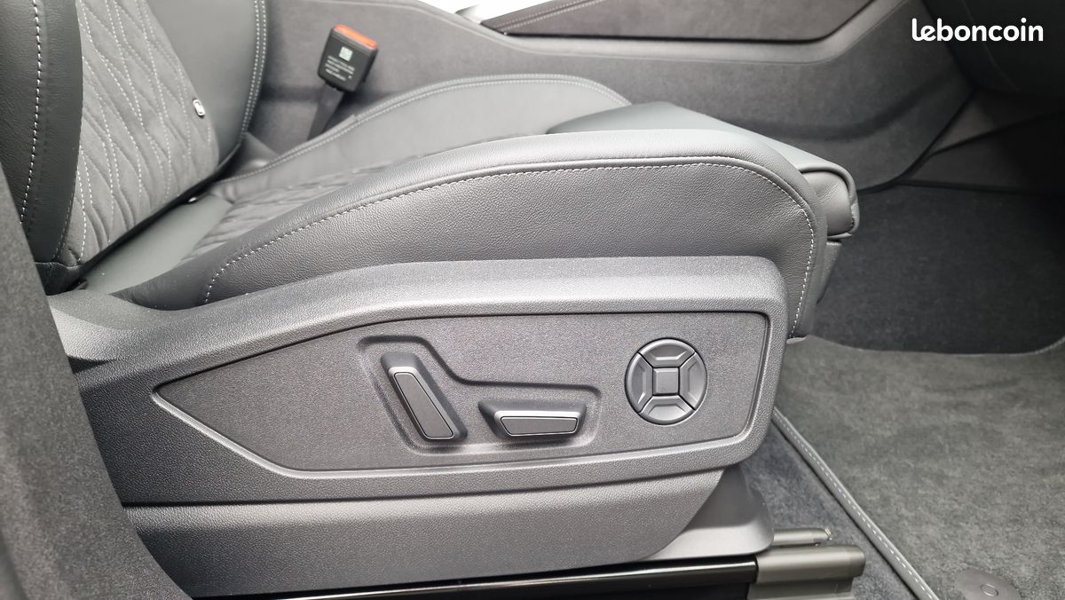 AUDI Q5 TDI 204 ch Hybride S tronic 7 Quattro S line (image 16)