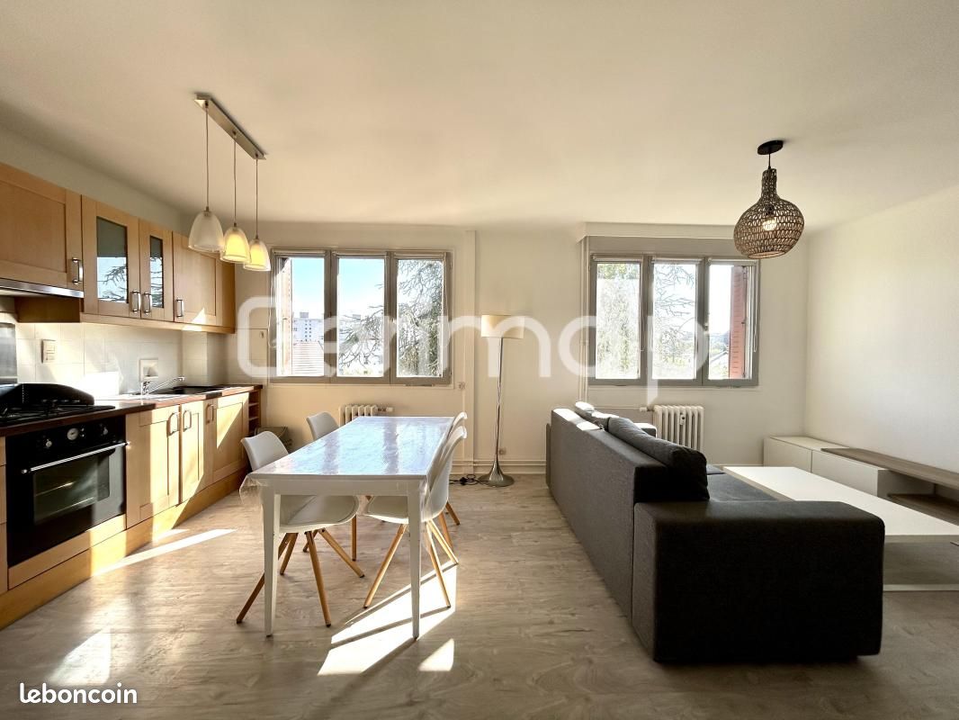 Appartement 1 pièce 29 m² · à Annecy · 29 m² · 750 €/mois