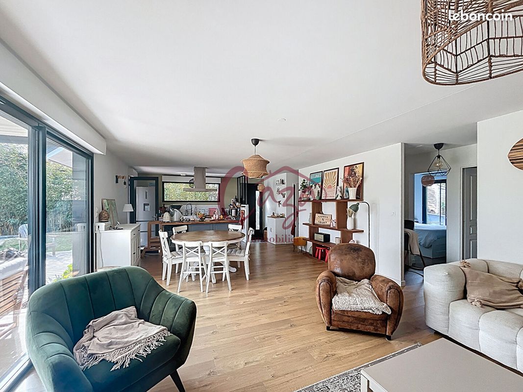 Maison 4 pièces 90 m² · à Cambes · 90 m² · 347 500 €