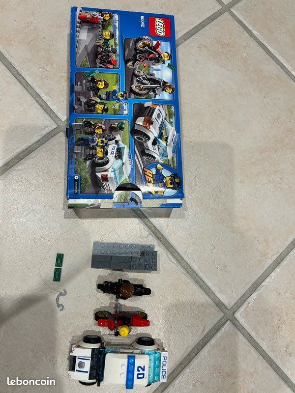 Lego policiers (image 2)