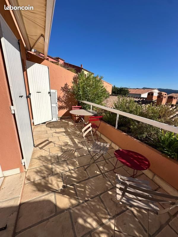 Appartement 3 pièces 83 m² · à La Cadière-d'Azur · 83 m² · 1 300 €/mois
