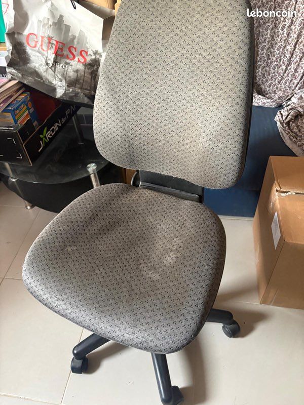 Chaise bureau (image 1)
