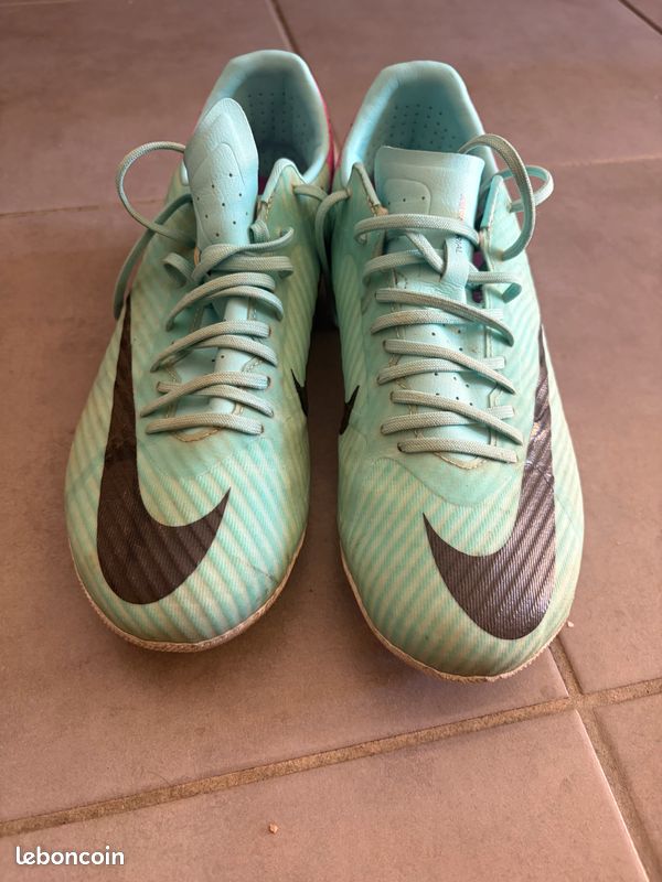 Crampons nike (image 2)