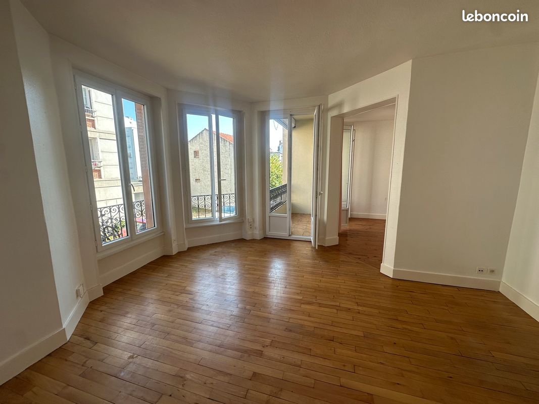 Appartement 3 pièces 82 m² · à Chamalières · 82 m² · 820 €