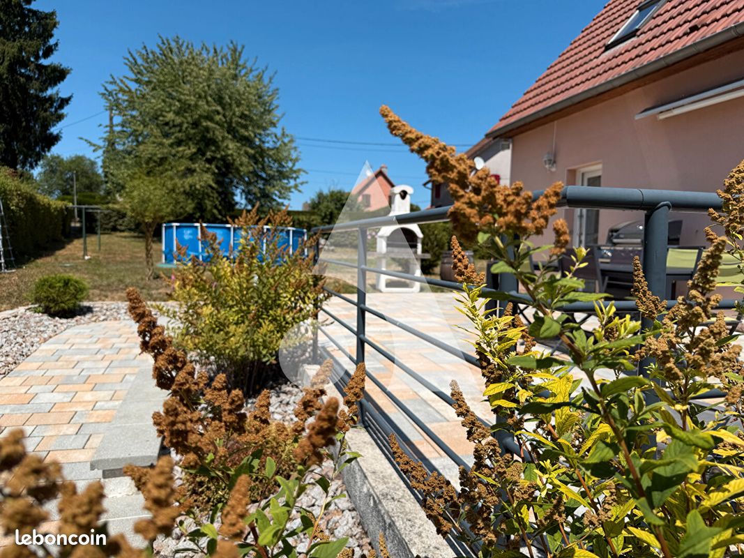 Maison 4 pièces 95 m² · à Réchésy · 95 m² · 262 000 €
