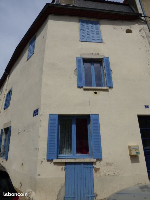 Maison 3 pièces 62 m² · à Gannat · 62 m² · 475 €