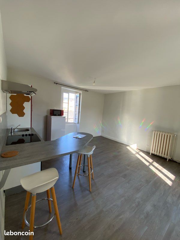 Appartement 3 pièces 60 m² · à Laval · 60 m² · 570 €/mois