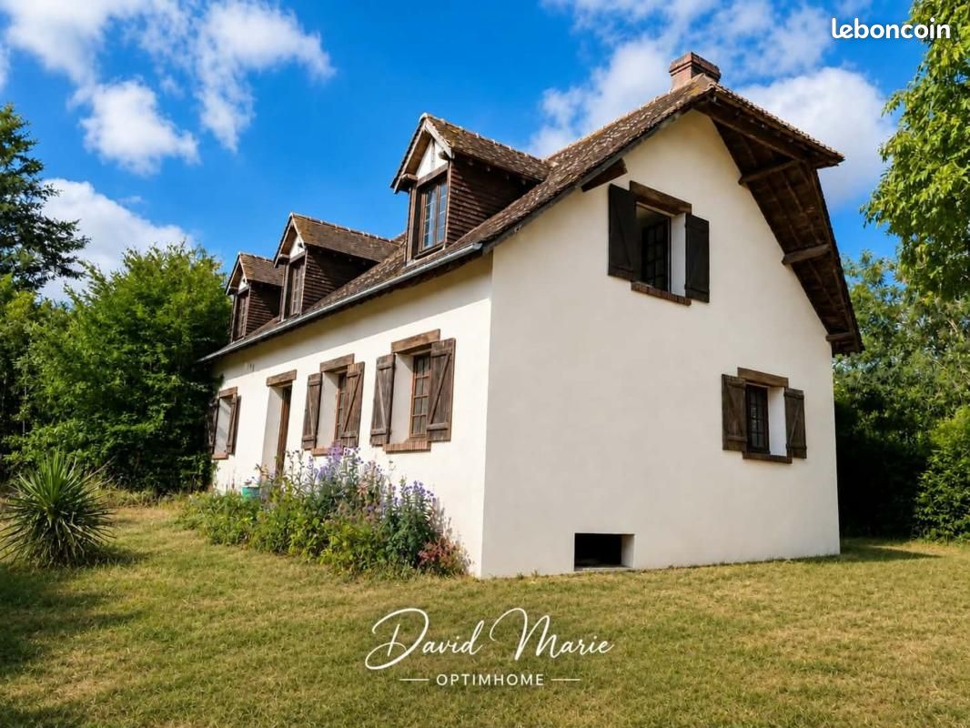 Maison 8 pièces 105 m² · à La Ferté-en-Ouche · 105 m² · 223 650 €