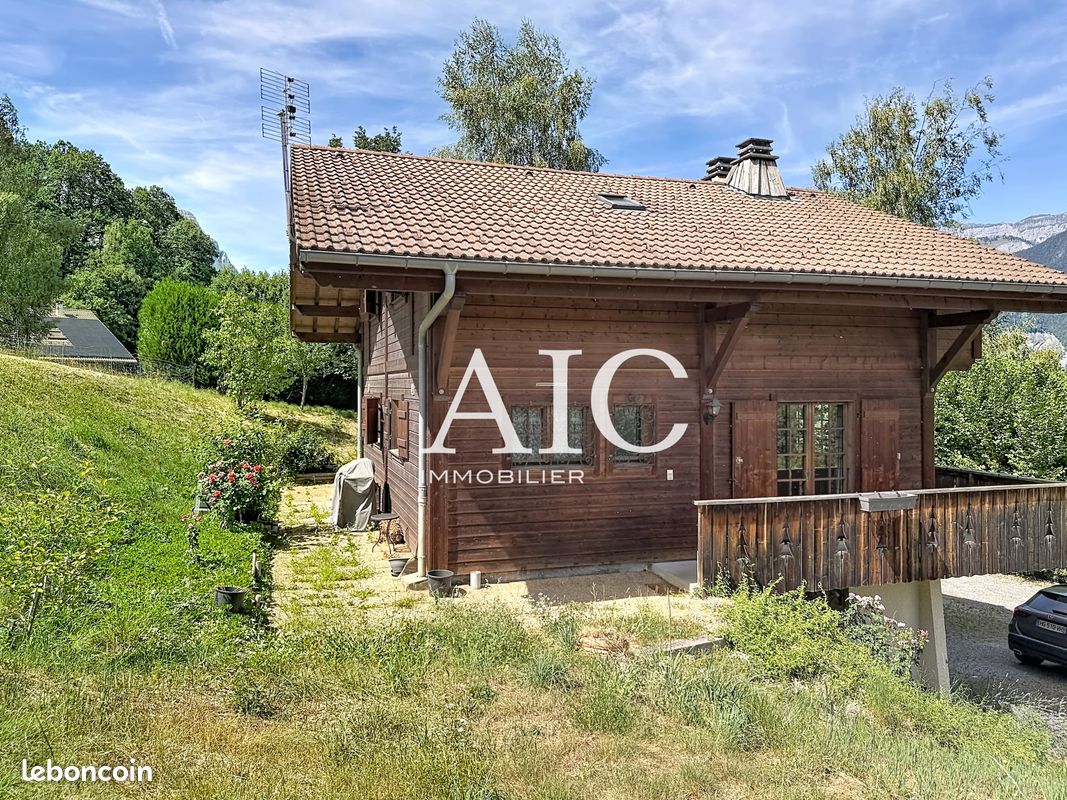 Maison 5 pièces 110 m² · à Sallanches · 110 m² · 679 000 €