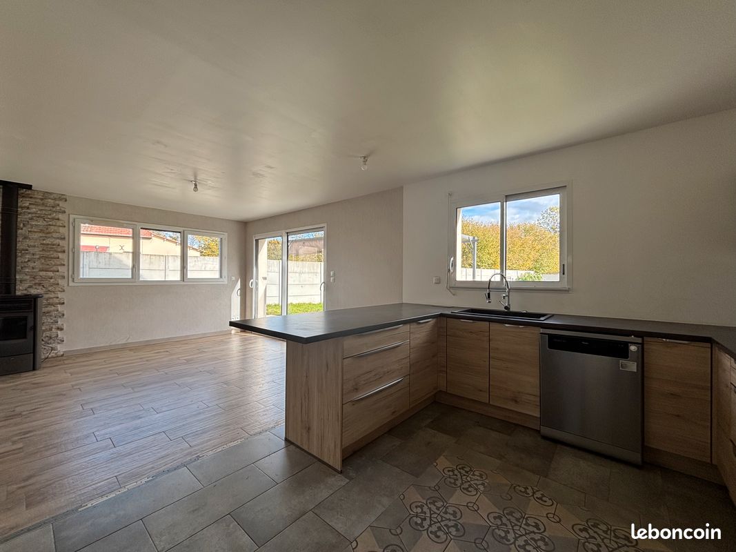 Maison 5 pièces 122 m² · à Talmas · 122 m² · 265 000 €