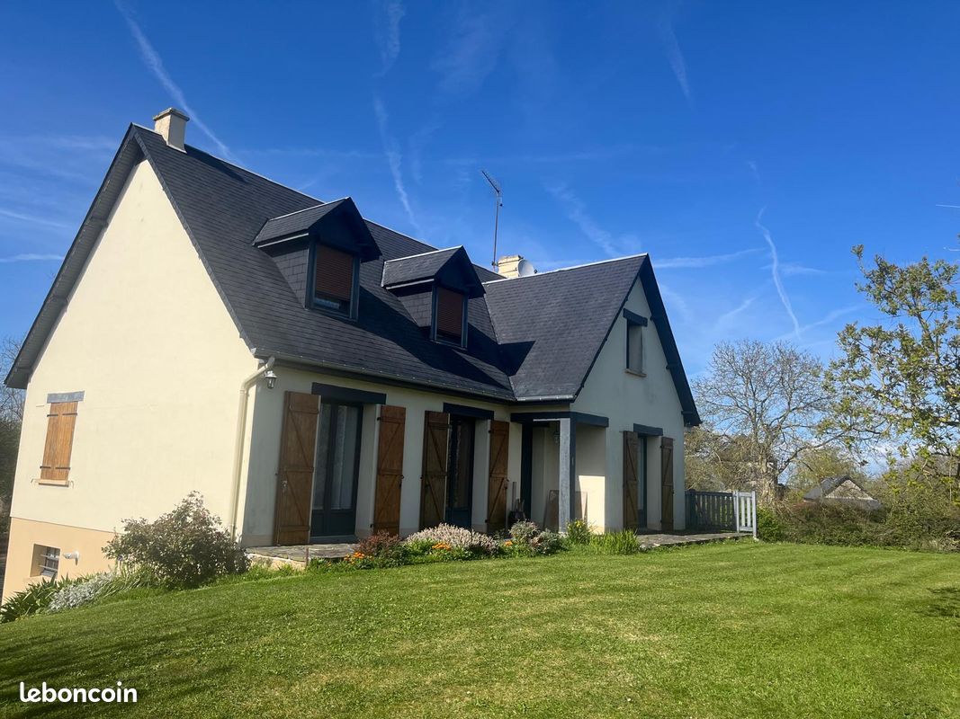 Maison 6 pièces 127 m² · à Quettreville-sur-Sienne · 127 m² · 270 000 €