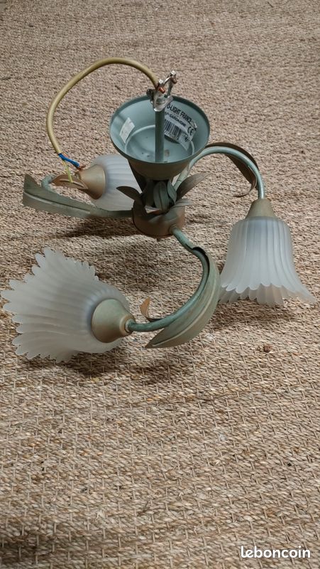 Lustre (image 1)