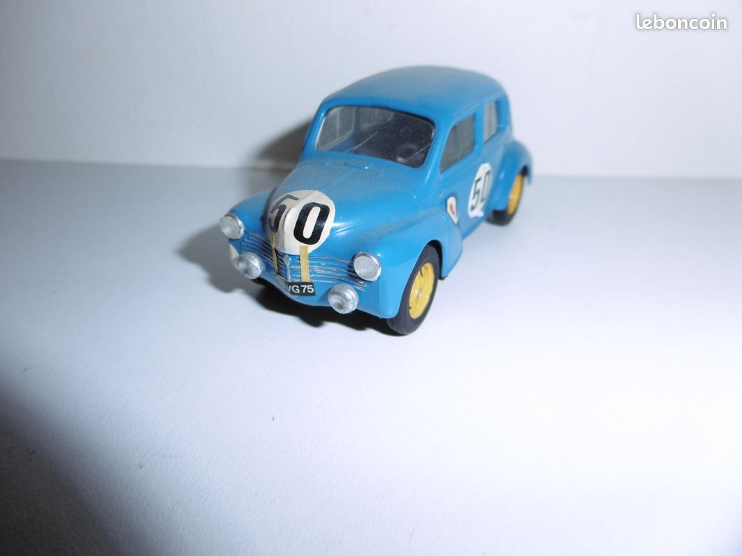 Kit Miniature 1/43 Renault 4CV Le Mans 1950 #50 - Résine Et Métal - Automodellista.it