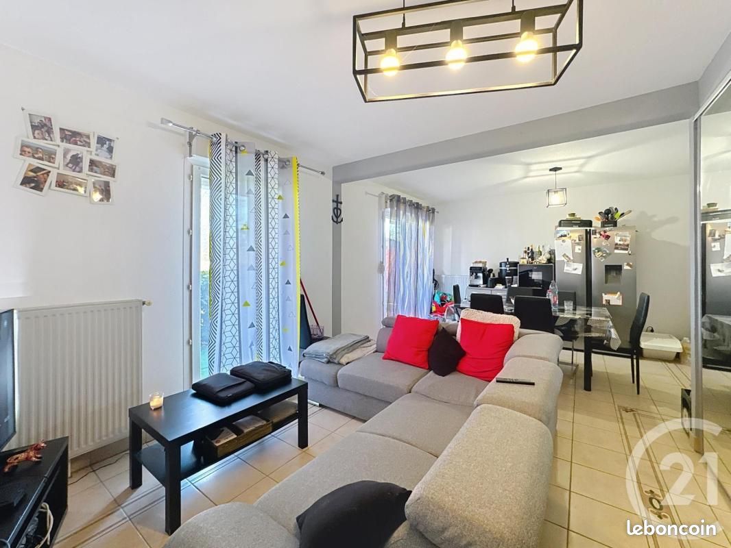 Appartement 2 pièces 43 m² · à Vieux-Charmont · 43 m² · 545 €