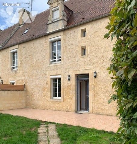 Maison 5 pièces 120 m² · à Soliers · 120 m² · 1 100 €