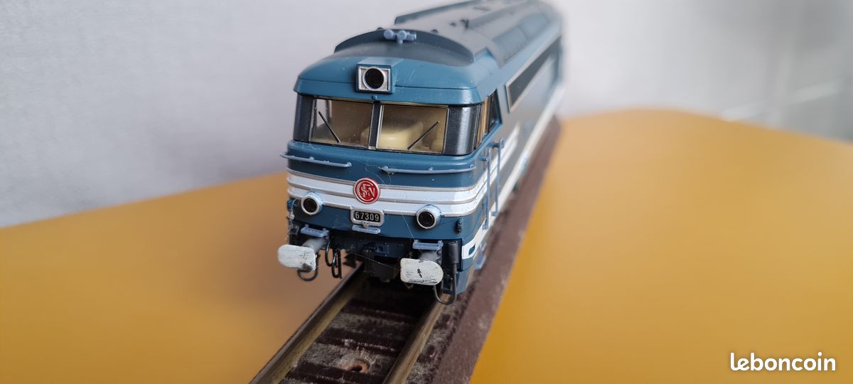 Locomotive BB 67329 – Lima Collection – État Neuf