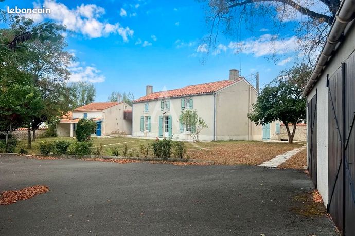 Maison 9 pièces 200 m²
