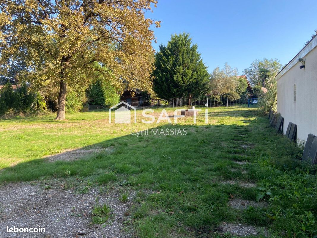 Terrain 326 m² · à Eysines · 326 m² · 172 000 €