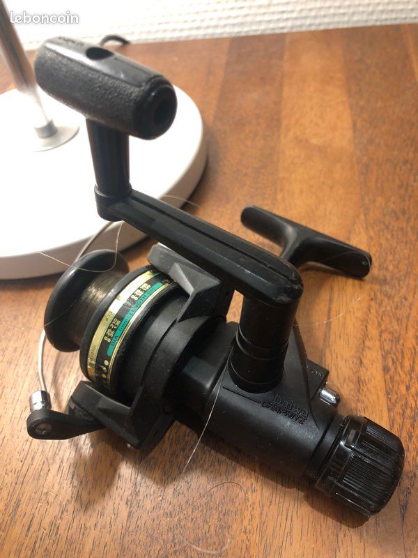 Moulinet De Pêche Vintage Daiwa 120M - Face Fermée, Graphite - Pour Pêche Grossière En Rivière