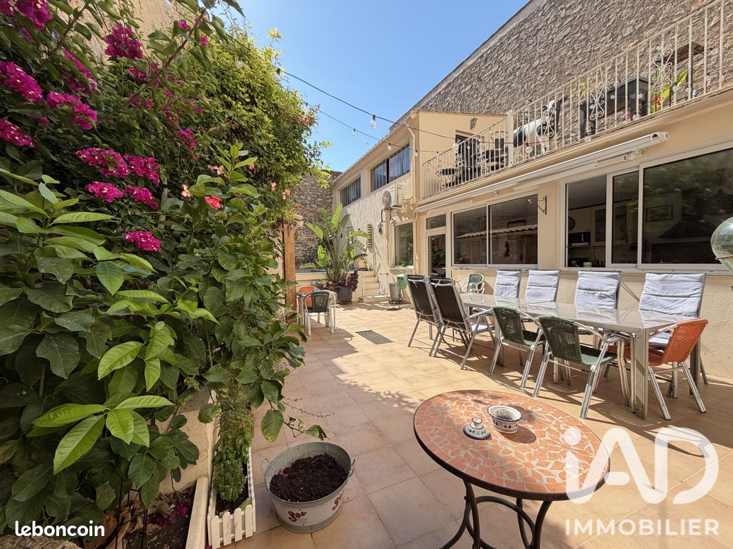 Maison 7 pièces 238 m² · à Port-la-Nouvelle · 238 m² · 460 000 €