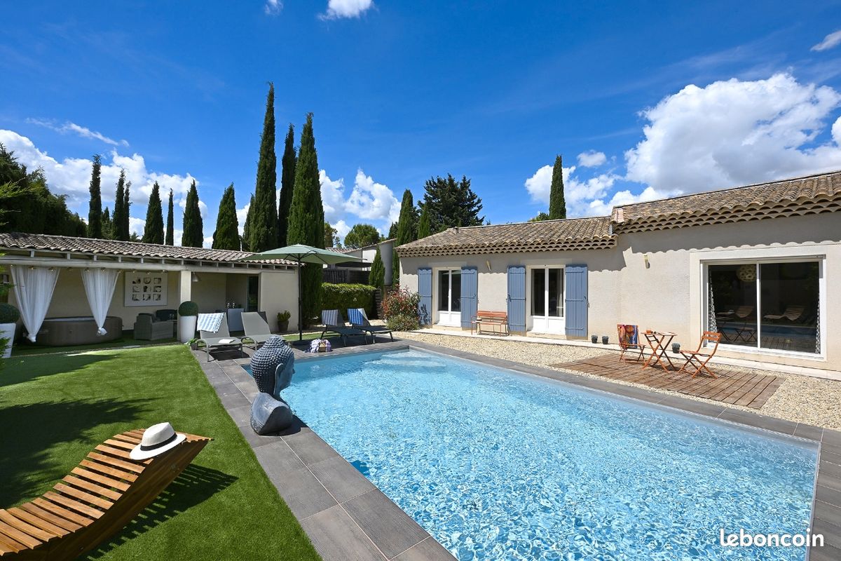 Maison 6 pièces 165 m² · à Sorgues · 165 m² · 1 780 €/mois