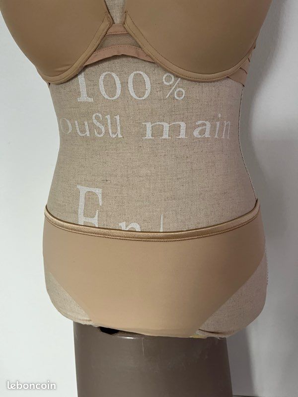 Ensemble soutien gorge et slip tanga nude Marque Maison Lejaby (image 3)